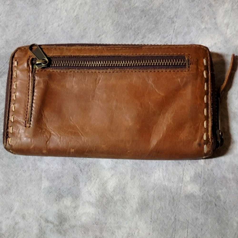 Love 41 Continental Wallet